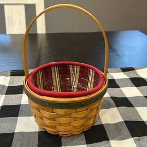 Longaberger Small Basket w/ Handle